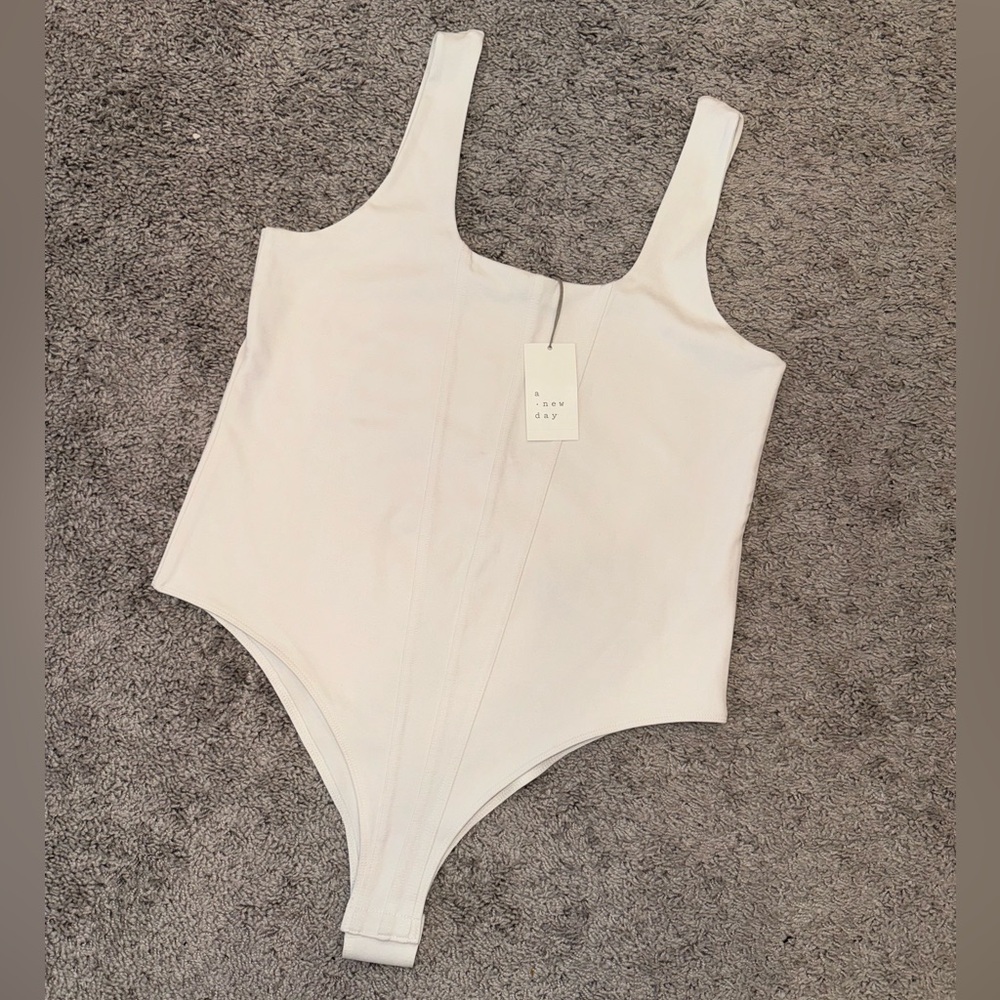 BODYSUIT